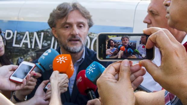 El consejero de Medio Ambiente, José Fiscal