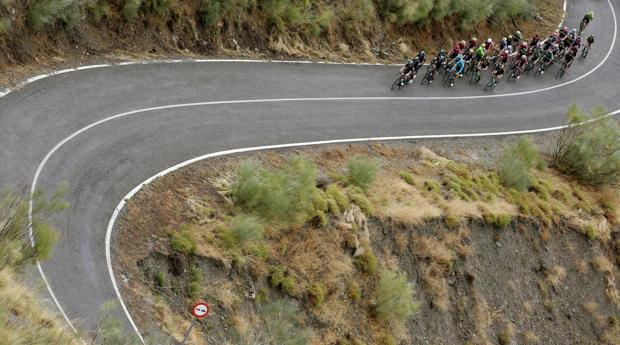 La Vuelta a España pasa el sábado por Puente Genil, Lucena, Cabra, Priego y Almedinilla