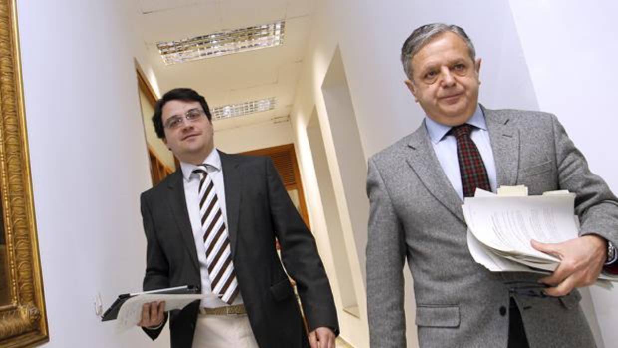 Salvador Fuentes y José María Bellido en el Ayuntamiento