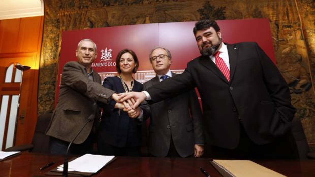 Firma de «Compromiso por Córdoba»