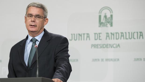 El Gobierno andaluz pide a Puigdemont que deje de hacer «el ridículo mundial»