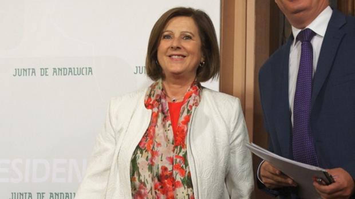 La consejera de Igualdad y Políticas Sociales, María José Sánchez Rubio