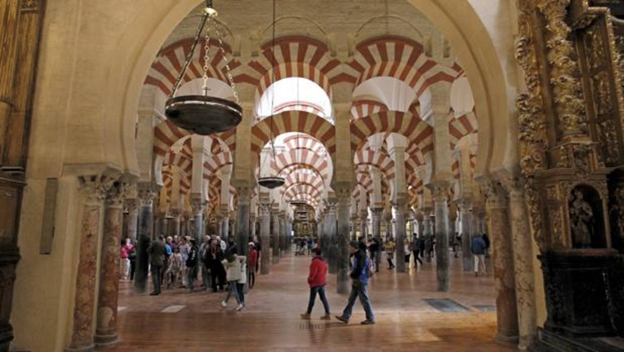 Bosque de columnas de la Mezquita-Catedral de Córdoba