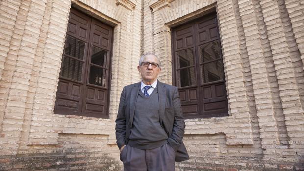 Cuenca Toribio: «Hoy se puede ser conservador sin ser religioso o tener un sentimiento nacional exaltado»