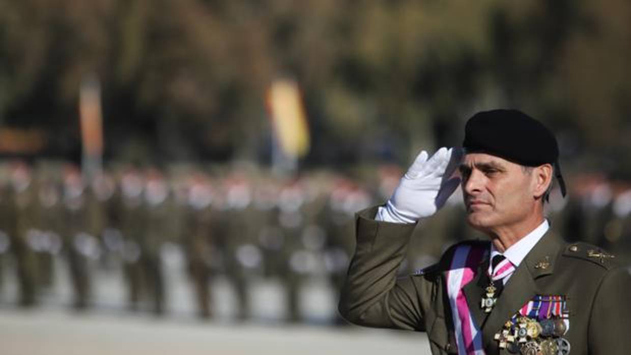 El general Aroldo Lázaro durante la parada militar del día de la Inmaculada