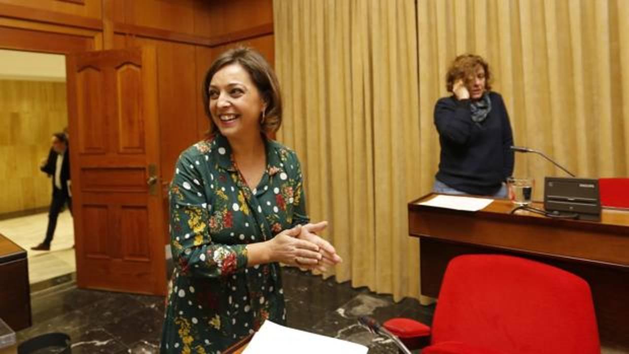 La alcaldesa, Isabel Ambrosio, en un Pleno municipal