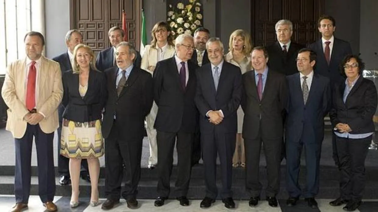 Griñán, en la toma de posesion de los nuevos consejeros en 2011