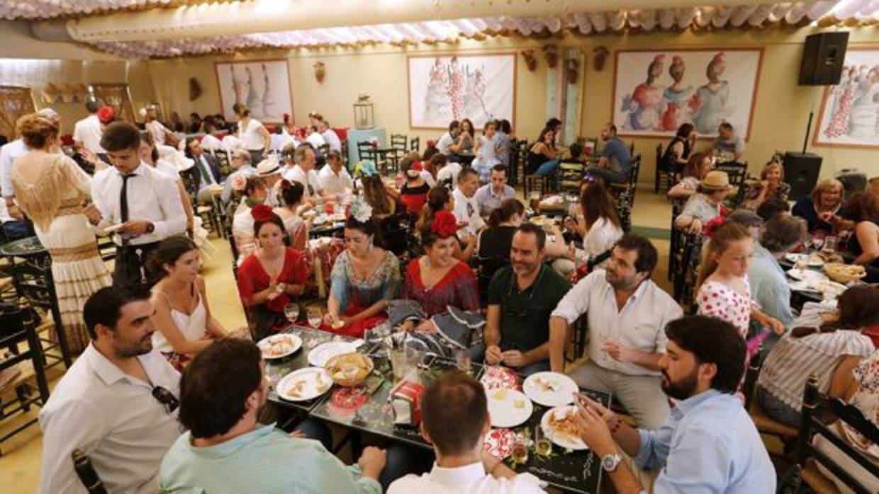 Caseta en la Feria de Nuestra Señora de la Salud de Córdoba