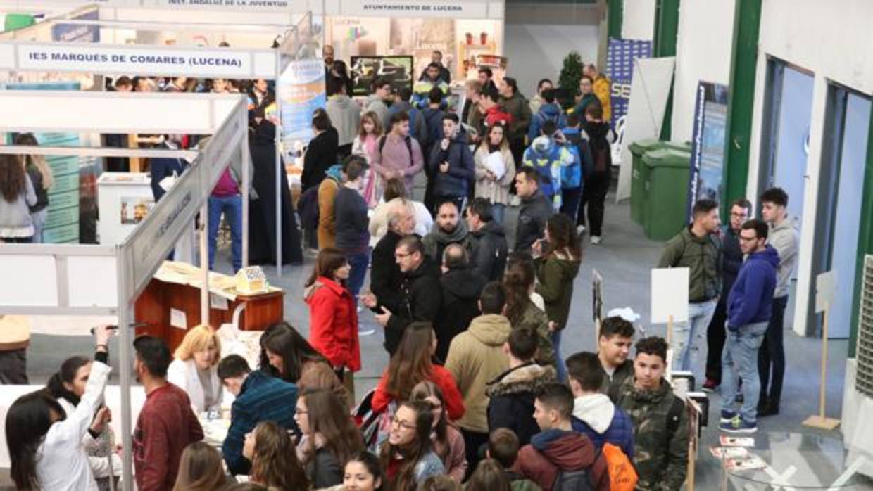 Imagen del Salón del Estudiante de Lucena, ayer