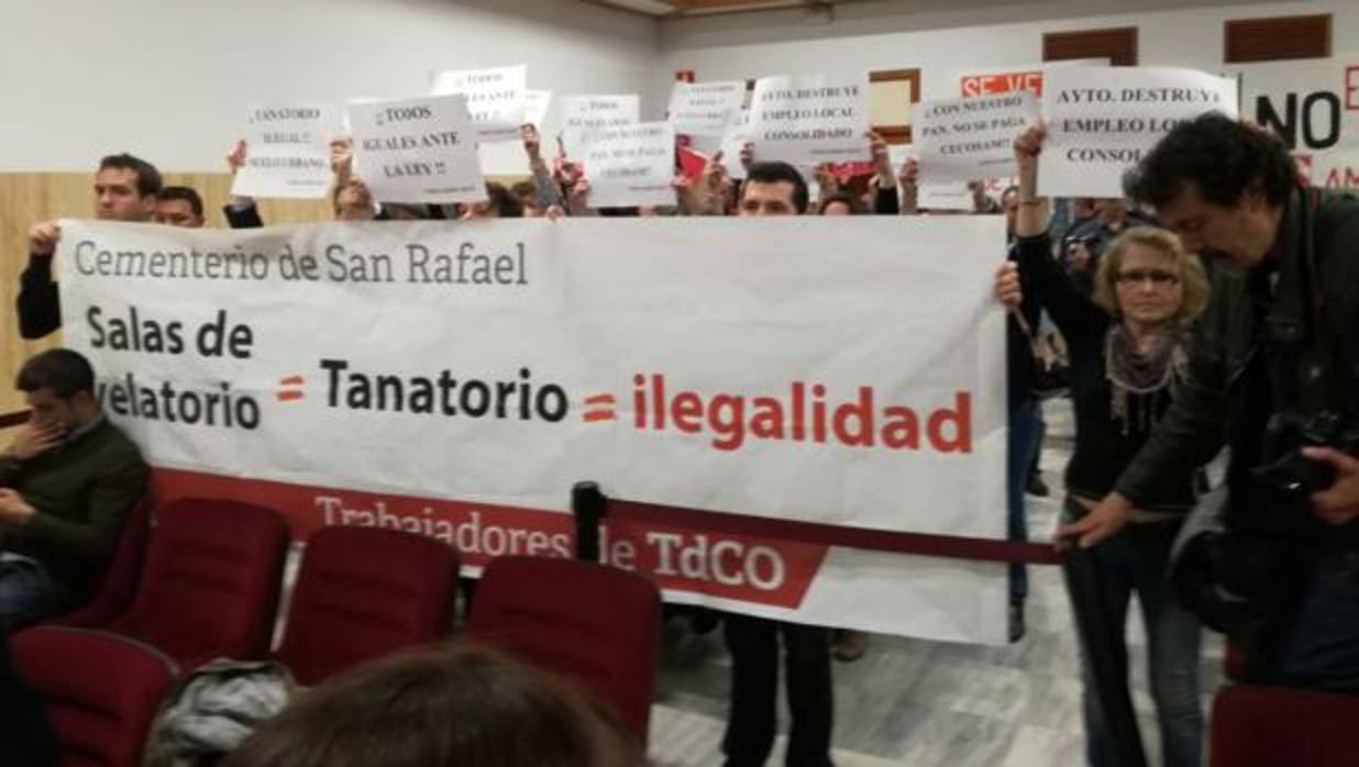 Protesta de los trabajadores de Tanatorios de Córdoba