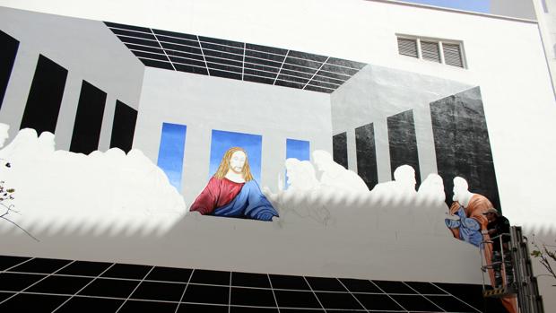 «La última cena» más grande se saborea en un nuevo mural de Estepona
