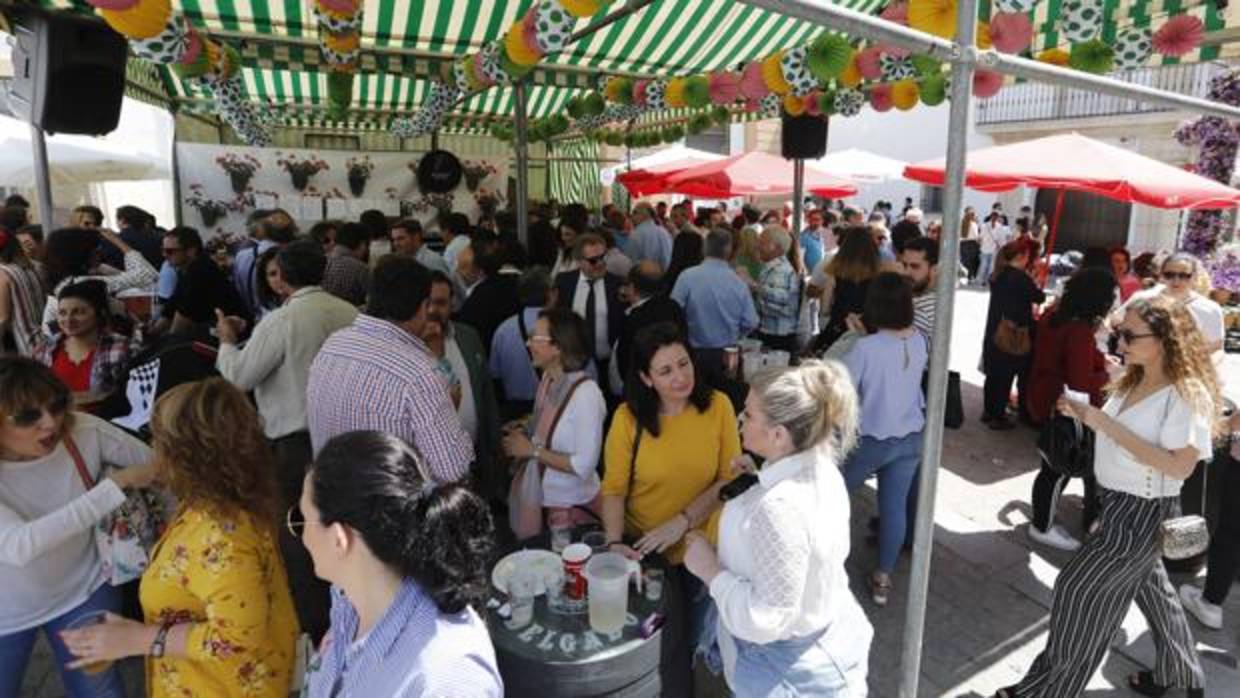 Ambiente en el primer día de la edición de las Cruces de Córdoba de 2018