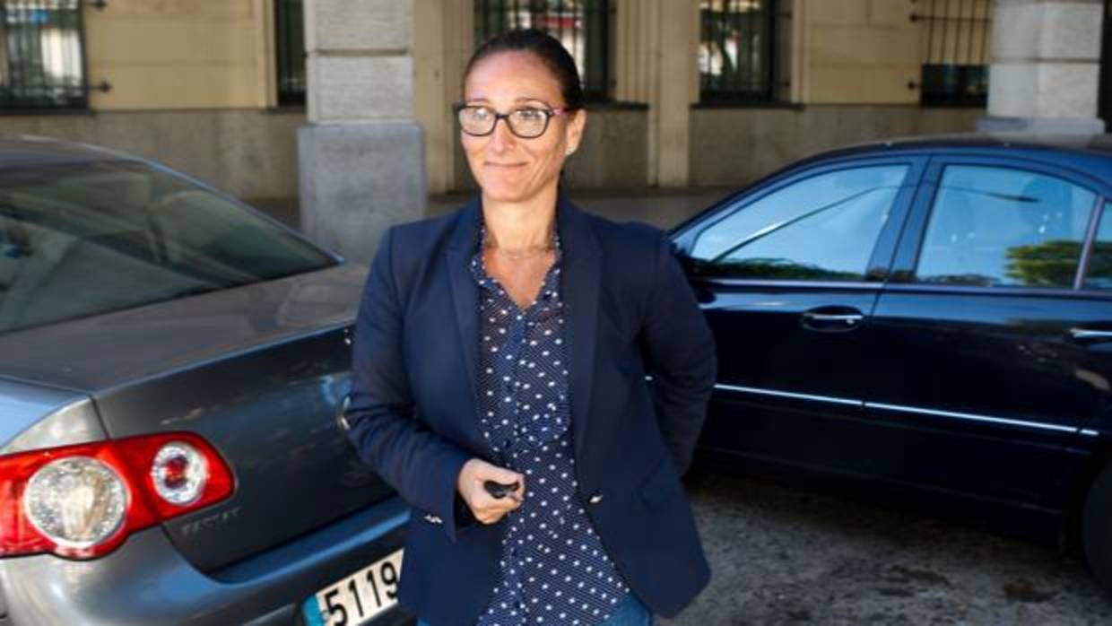 María Núñez Bolaños, en las inmediaciones del juzgado