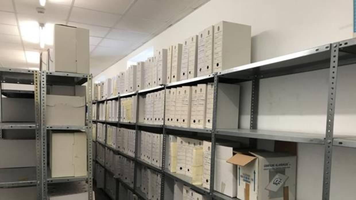 Baldas vacías en el depósito de Urbanismo donde se encontraba la documentación perdida