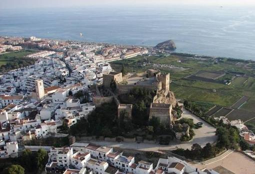 La alcaldesa de la nueva economía verde y los viejos pelotazos urbanísticos en Salobreña