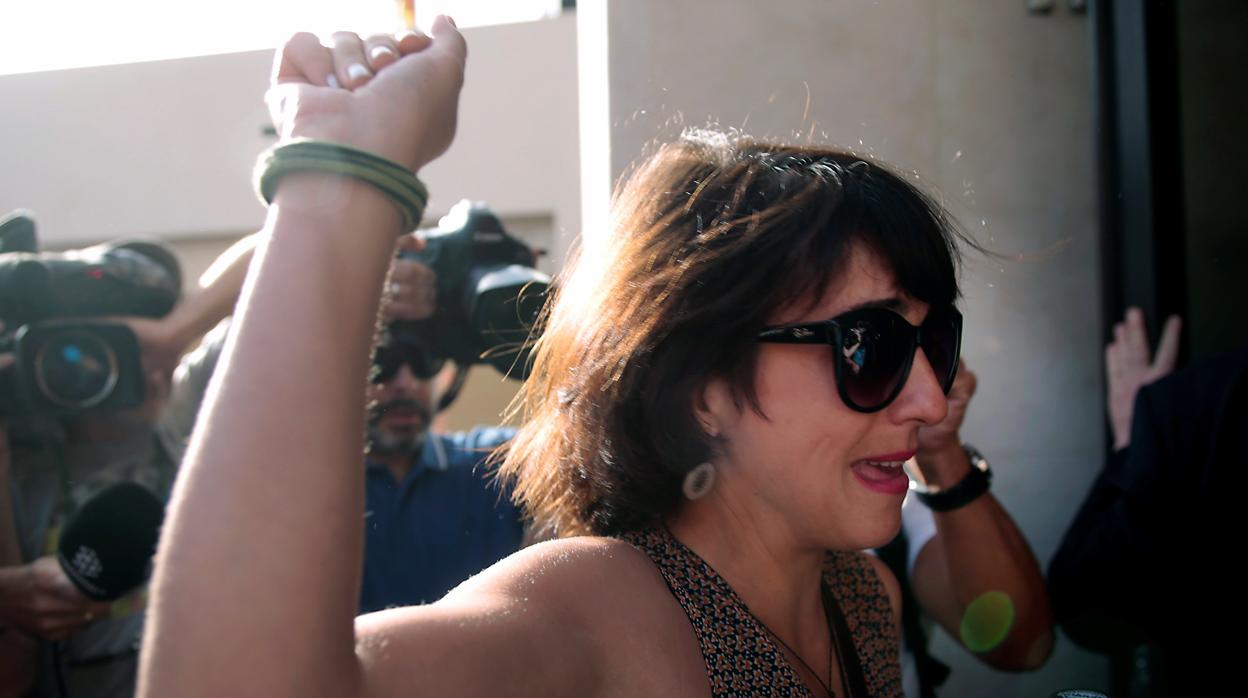 Juana Rivas llega al Juzgado de lo Penal 1 de Granada