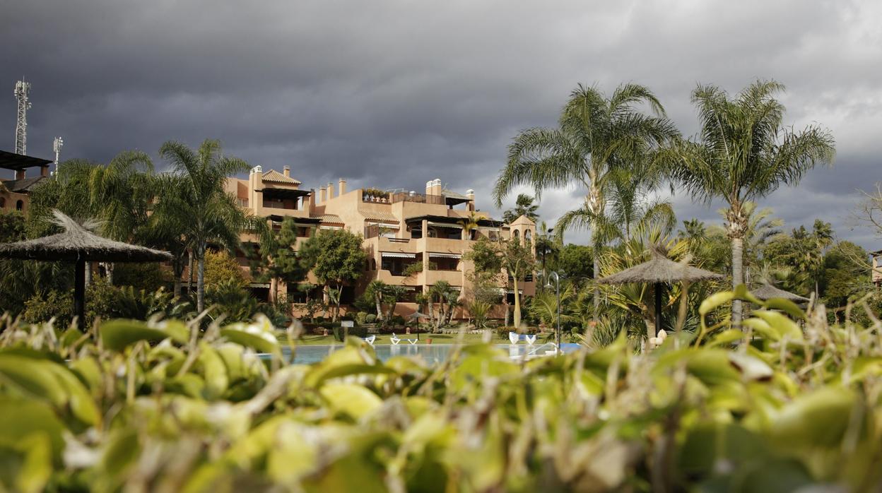 Guadalmina Baja, la urbanización malagueña donde se encuentra el hotel del suceso