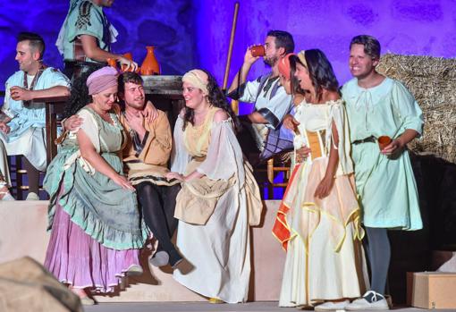 La obra incluye a numerosos vecinos del municipio cordobés