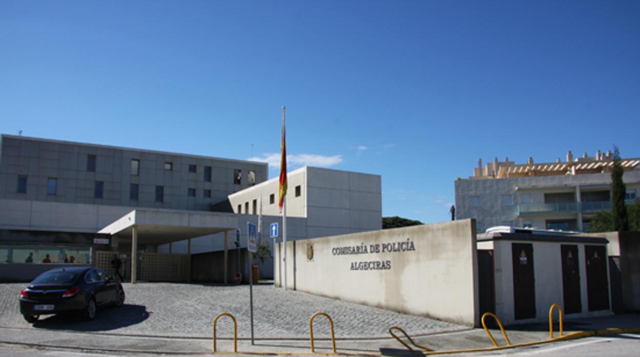 Imagen de la comisaría de la Policía Nacional de Algeciras.