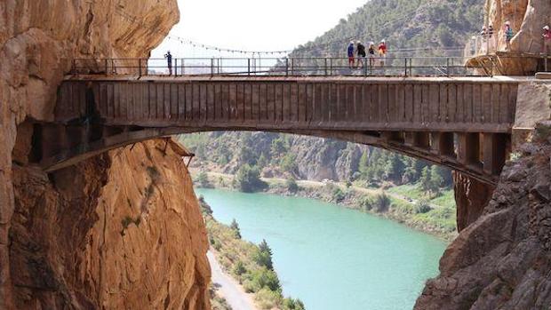 El Camino del Rey saca 1.100 entradas a la venta para luchar contra el cáncer