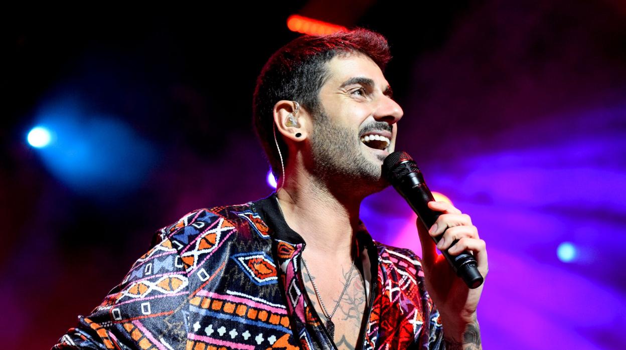 Melendi durante su concierto en Starlite
