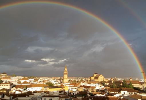 Arcoiris sobre la Mezquita-Catedral