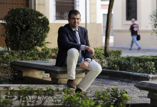 Salvador Ruiz, director de Cáritas Córdoba: «Vivimos en un sistema injusto que pone en el centro al capital»