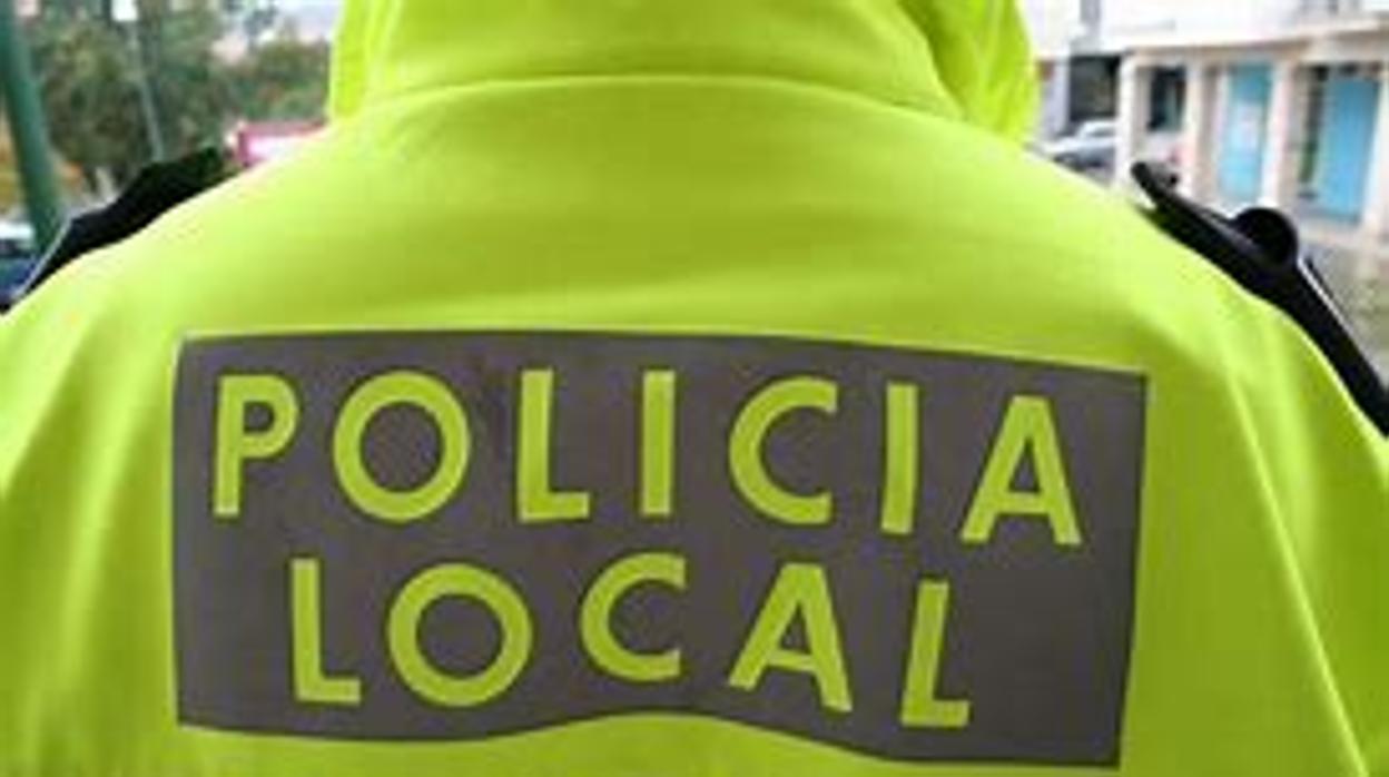 Un agente de la Policía Local de Tarifa