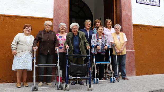 La Junta ordena el cierre de la residencia de mayores Nueva Aurora de Lucena