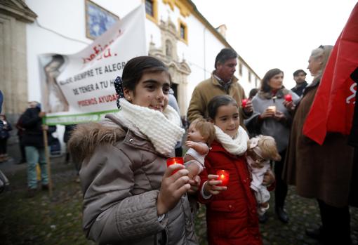 Concentración por el derecho a la vida en la plaza de Capuchinos