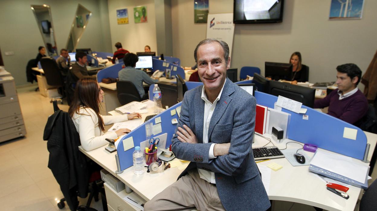 El director general de Unieléctrica, Diego Montes, en la sede del grupo