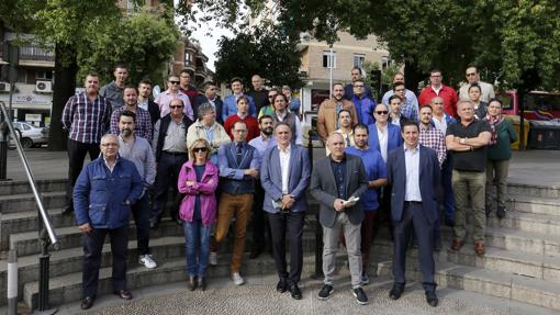 Protesta de hosteleros en la Puerta de la Media Luna contra Urbanismo