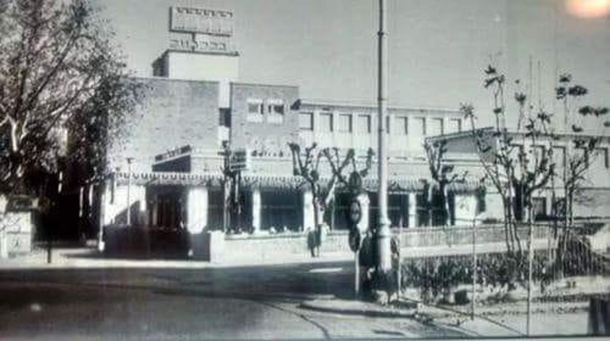 Antigua sede de Emacsa en la calle Cronista Rey Díaz