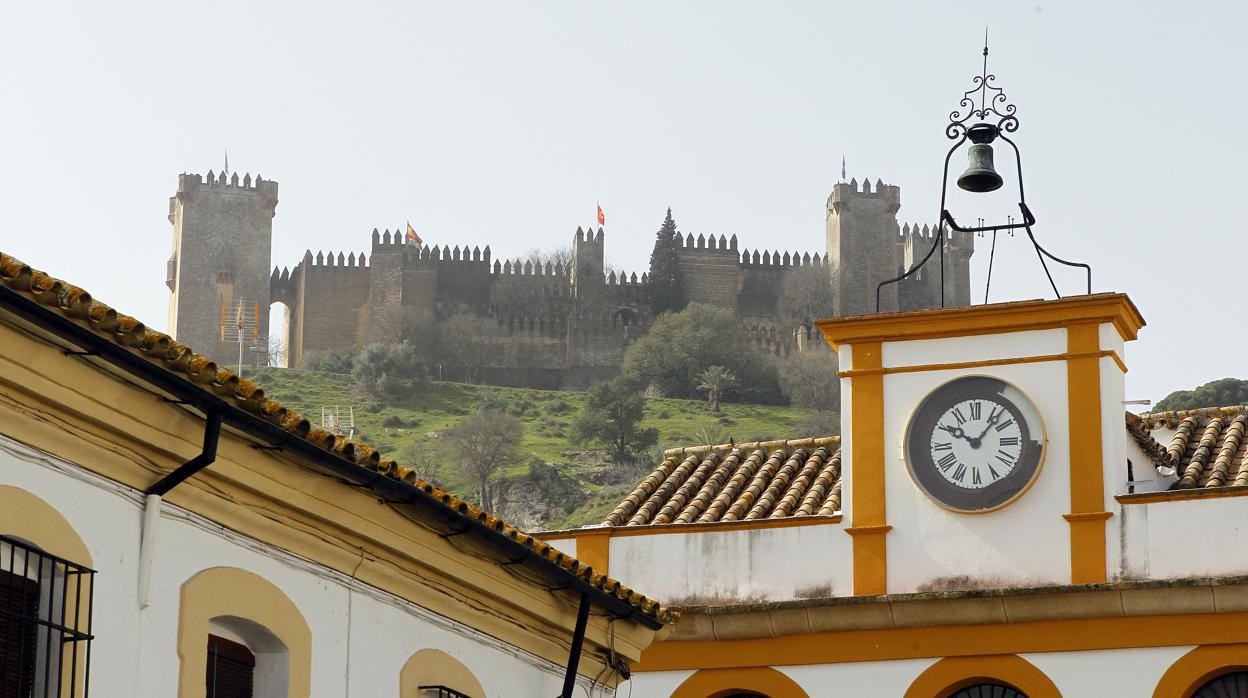Ayuntamiento y Castillo de Almodóvar del Río