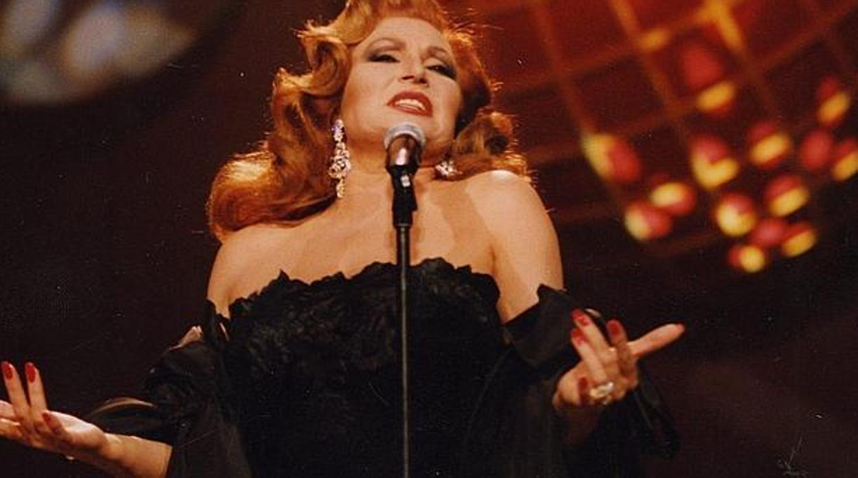 La cantante chipionera Rocío Jurado