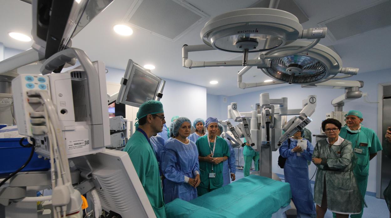 Un quirófano del hospital Reina Sofía de Córdoba