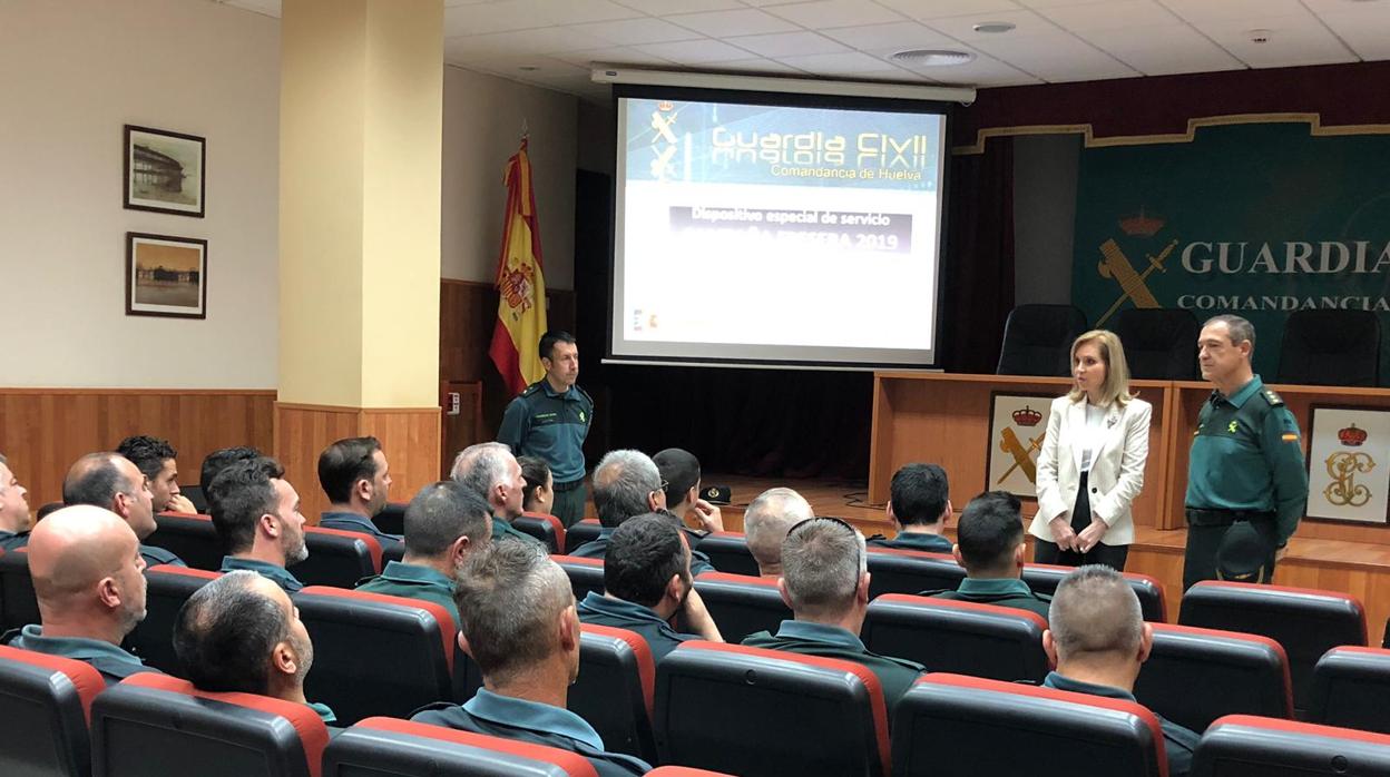 Agentes del segundo contingente llegado a Huelva para la campaña agrícola
