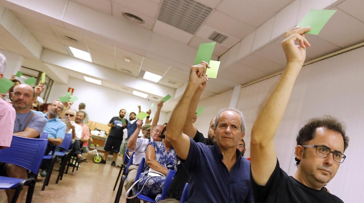 Asamblea de Ganemos en el centro cívico de Fuensanta en septiembre de 2018