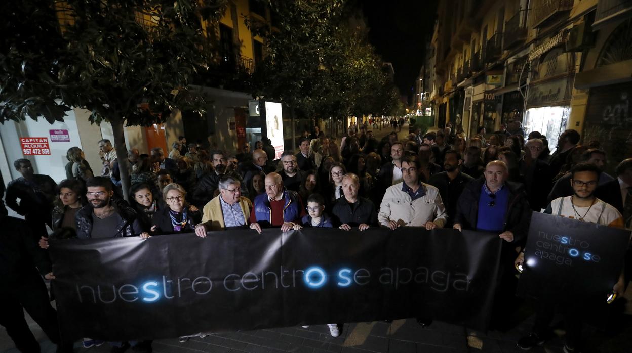Protesta de los comerciantes del centro el pasado martes en la calle Cruz Conde