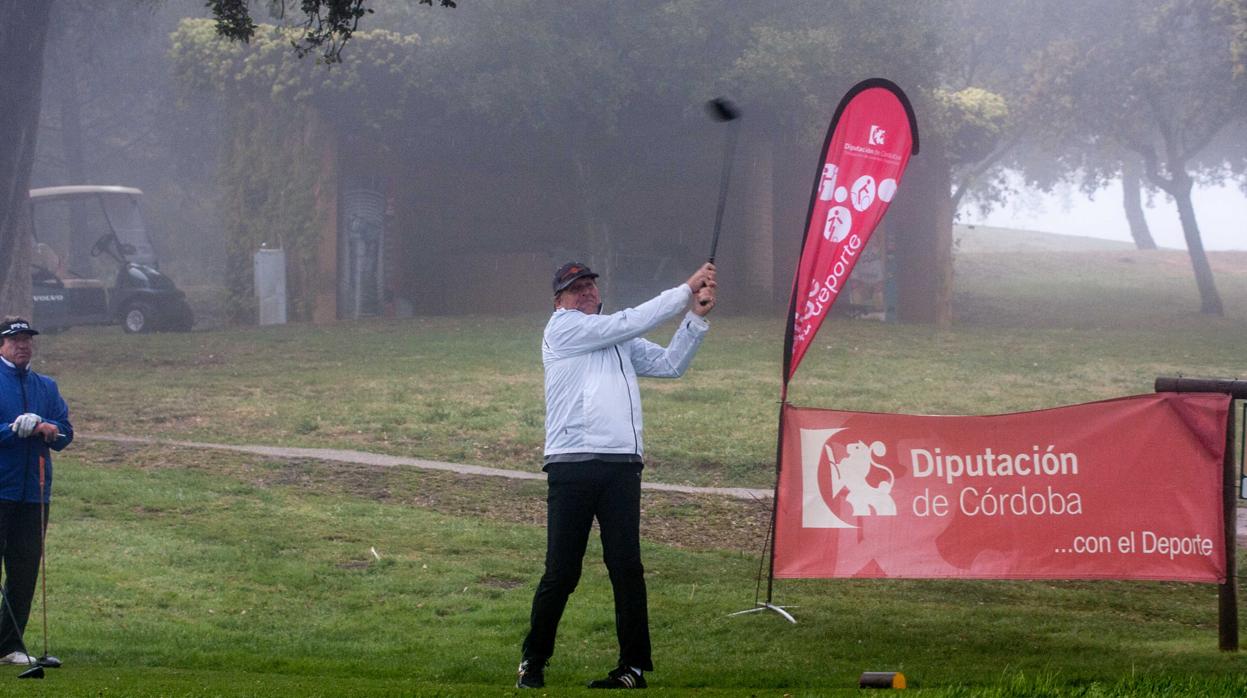 El exjugador de Madrid, Barcelona y Atlético Bernd Schuster, en el Real Club de Campo de Córdoba