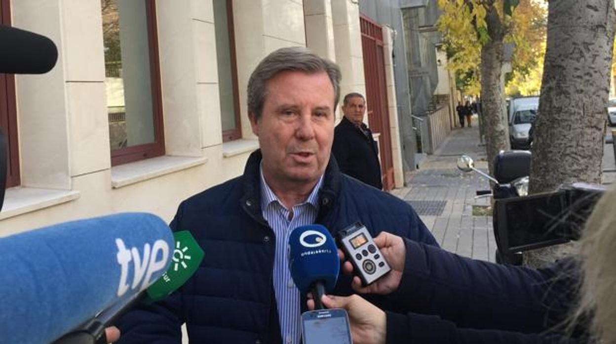 El exconcejal del PP Miguel Ángel Garcia Anguita, ante el juzgado que instruye la causa