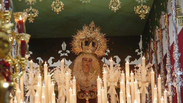 Semana Santa de Córdoba 2019 | Entre el oro de los palios y el gris amenazante de los cielos