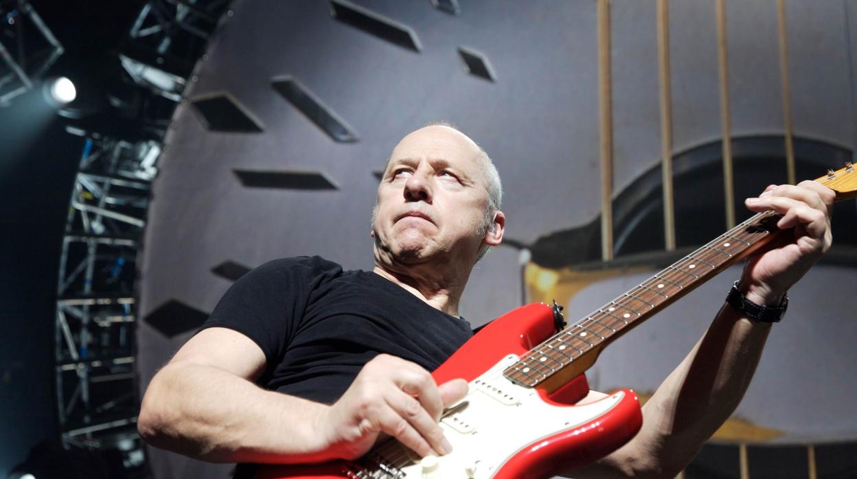 Mark Knopfler en uno de sus conciertos de este año