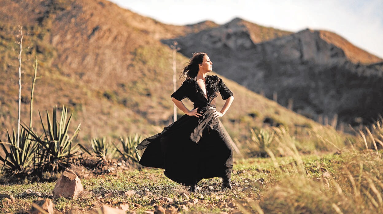 Mariola Membrives, en una imagen promocional de su disco