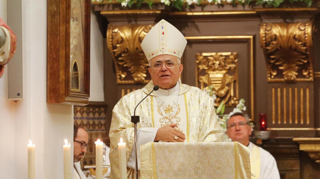El obispo de Córdoba, Demetrio Fernández, durante una misa