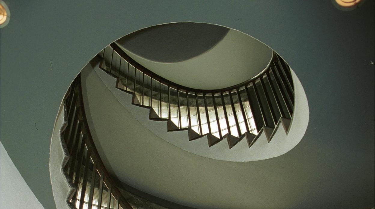 Escalera de la Cámara de Comercio
