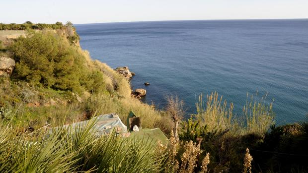 Muere un hombre al caer por una catarata en Nerja