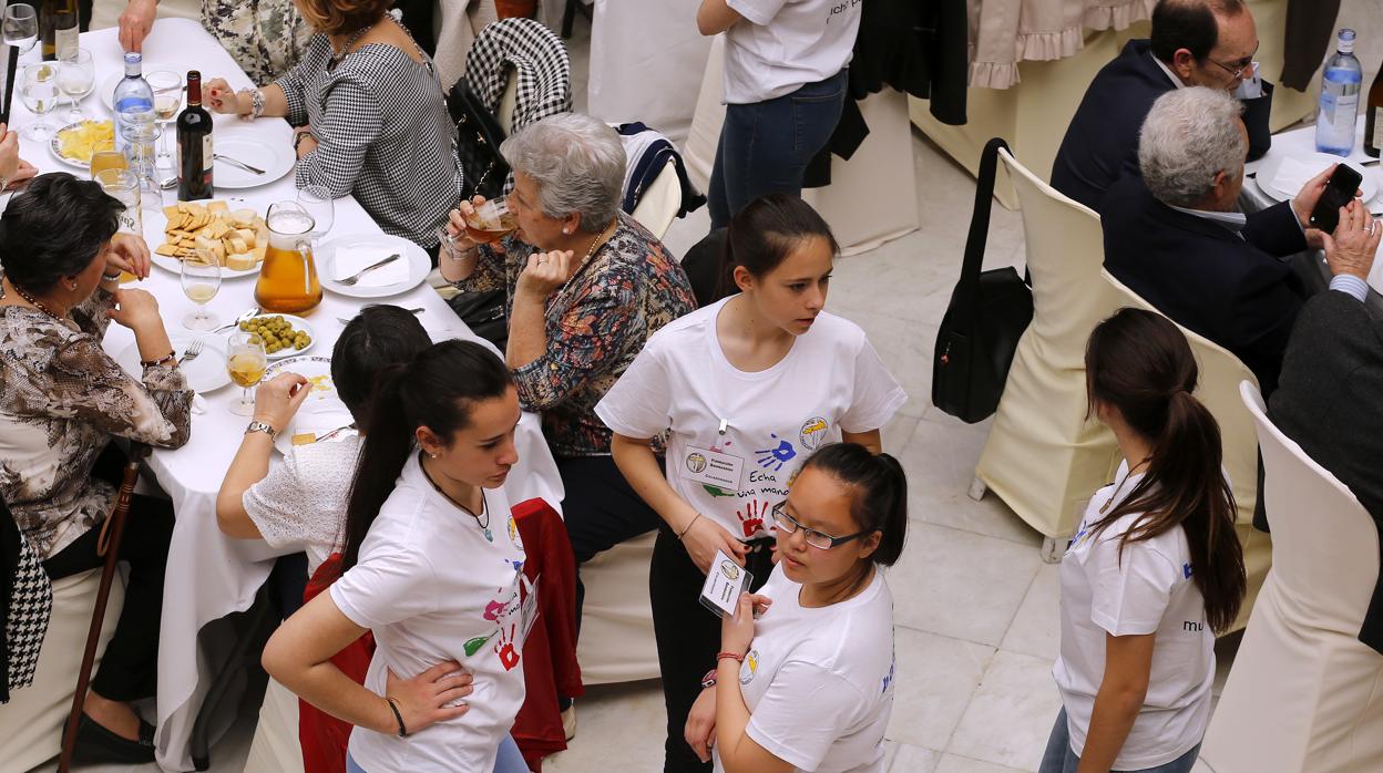 Comida solidaria de la Fundación Bagassou