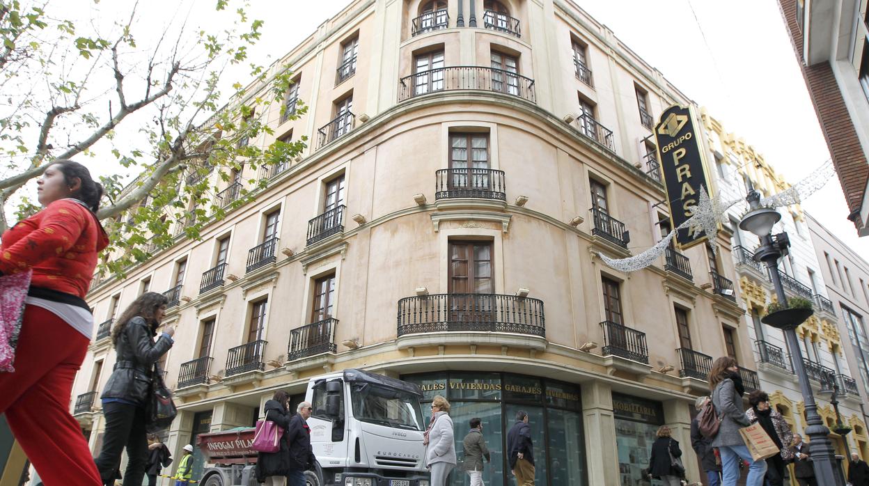 Edificio de Grupo Prasa antes de su venta y reforma
