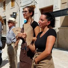 Las dos empleadas que se emocionaron en la Alameda Principal